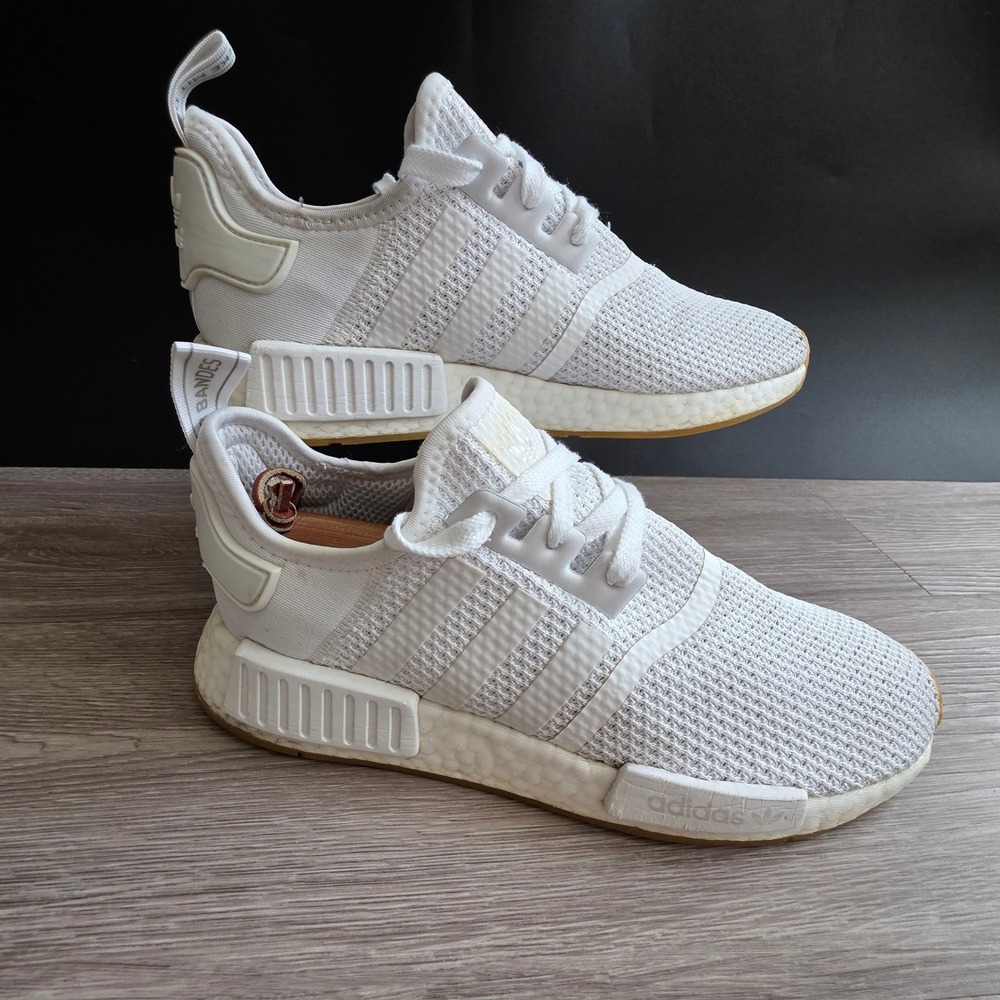 Adidas NMD R1 Cloud White Gum Mens Sneakers D96635 Size 8